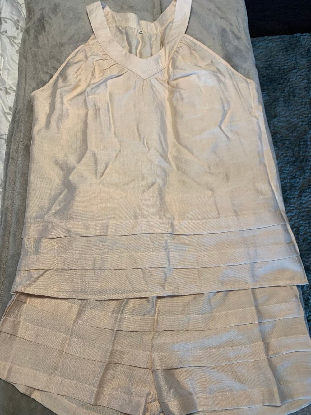 Women’s 2 Piece Set- Tank&Shorts Size M Soft Silky Peach